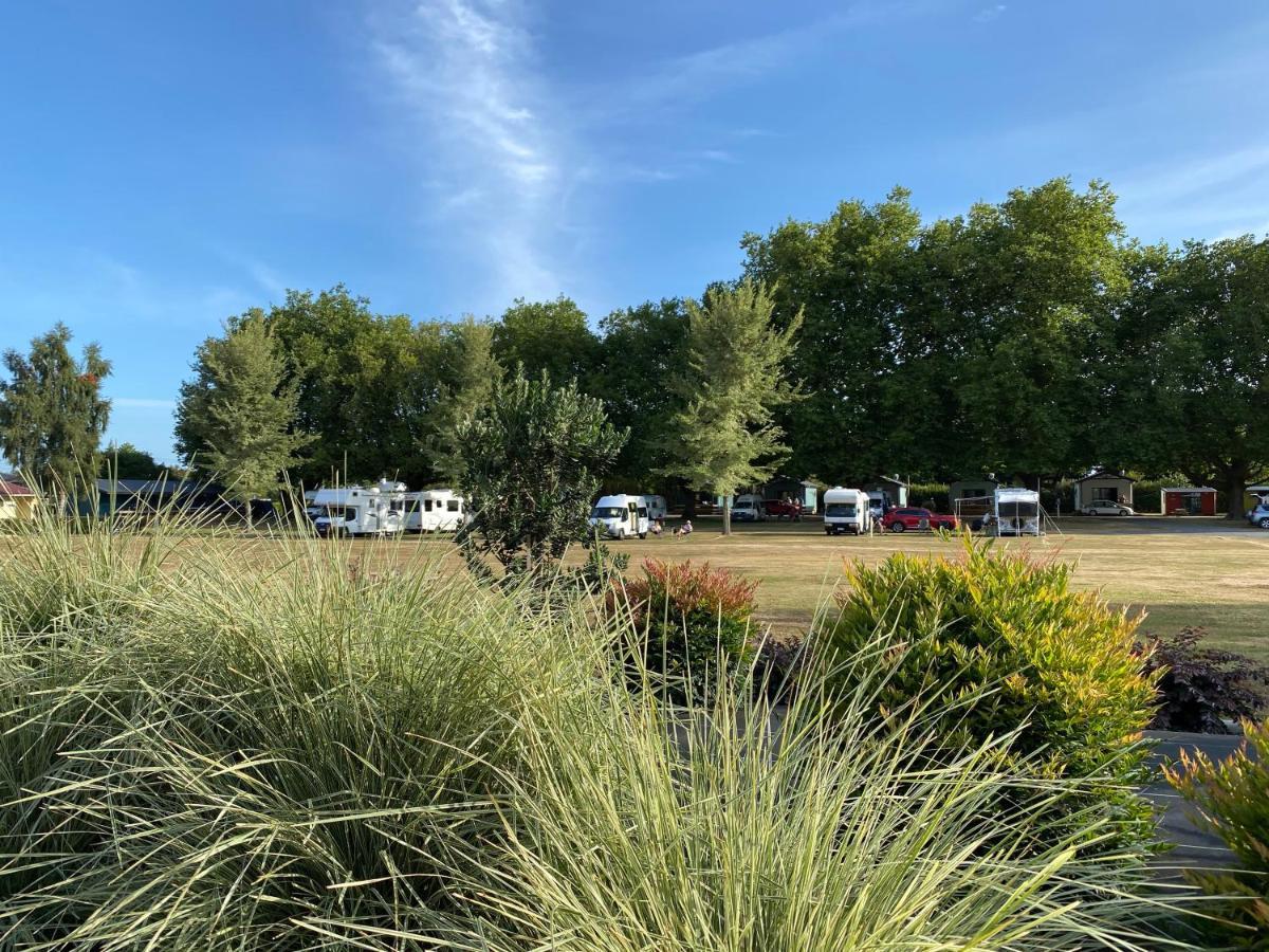 Cambridge Top 10 Holiday Park Eksteriør bilde
